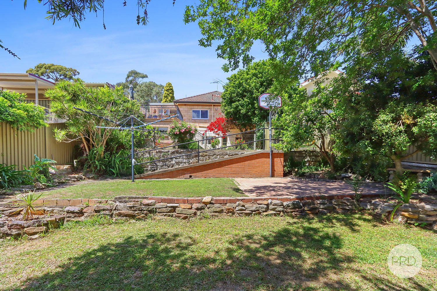 28 Glen Road OATLEY 13