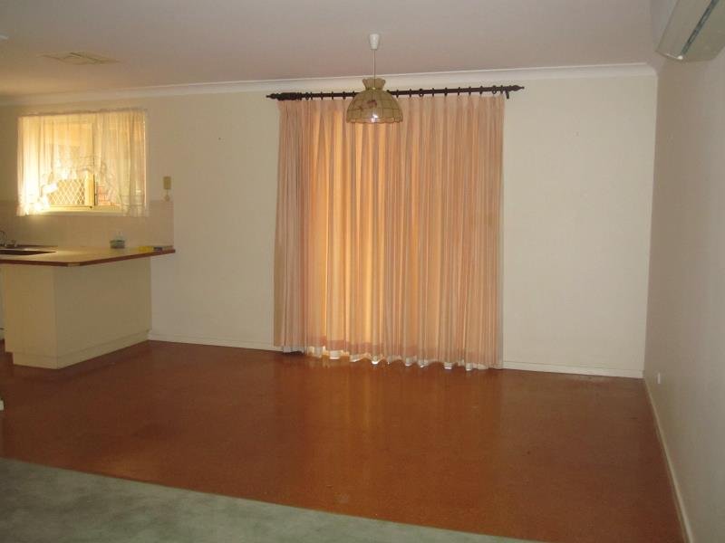 28 Glengarvin Drive TAMWORTH 3
