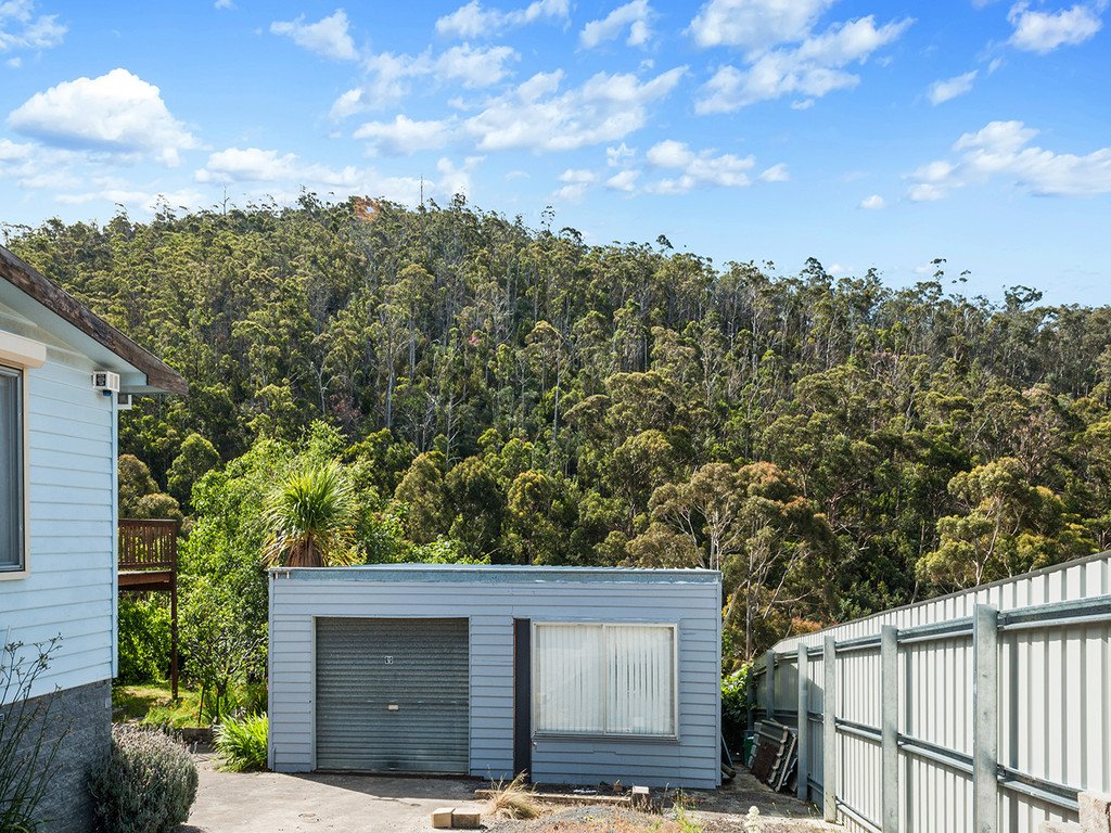 28 Glenlusk Road BERRIEDALE 22