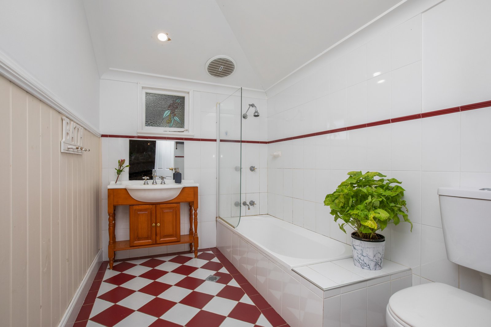 28 Glover Street EAST MAITLAND 22