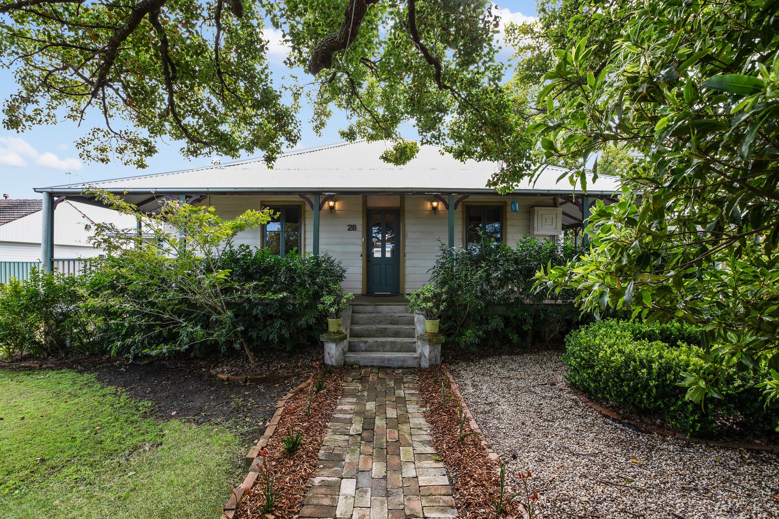 28 Glover Street EAST MAITLAND 33