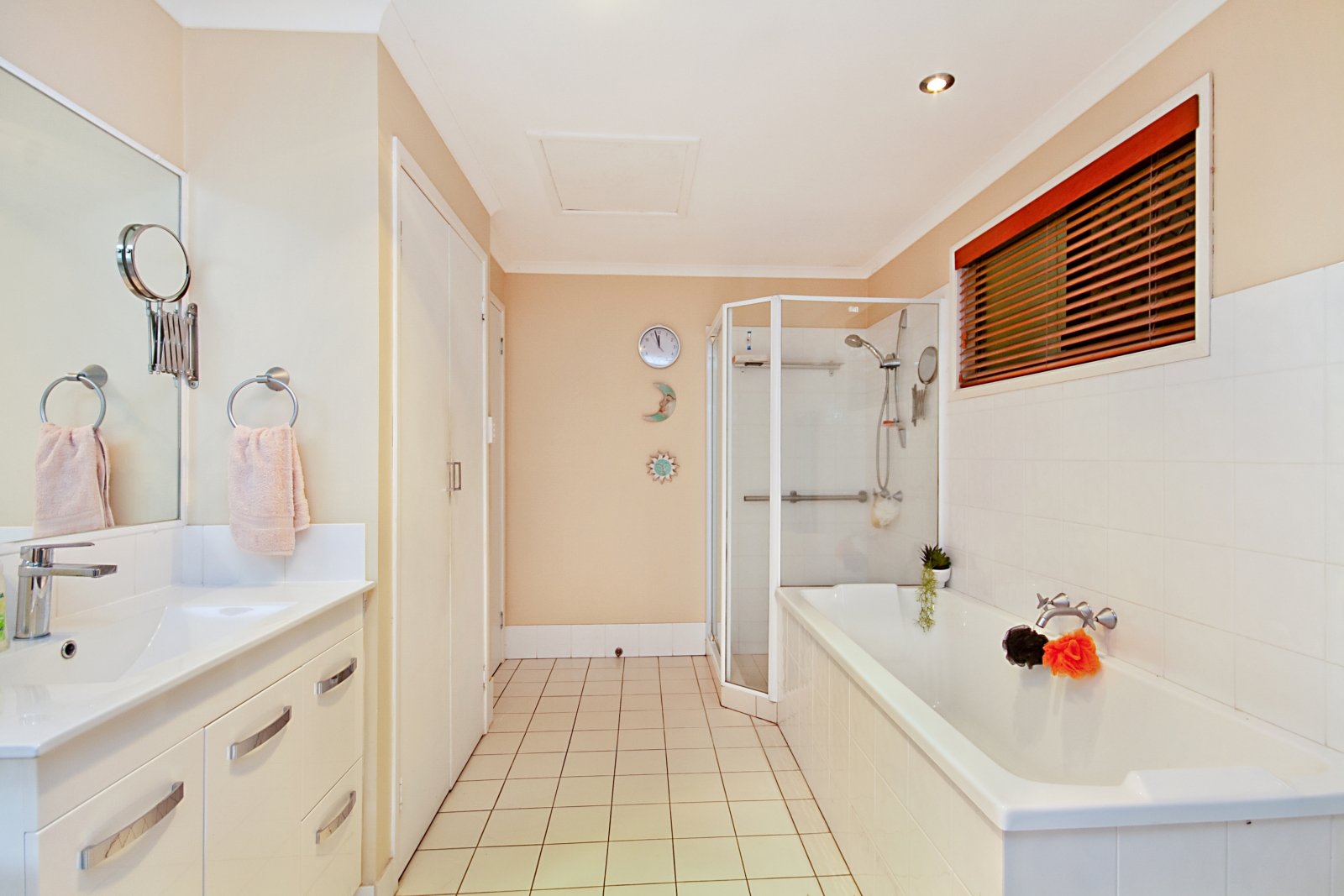 2/8 Gollan Drive TWEED HEADS WEST 7