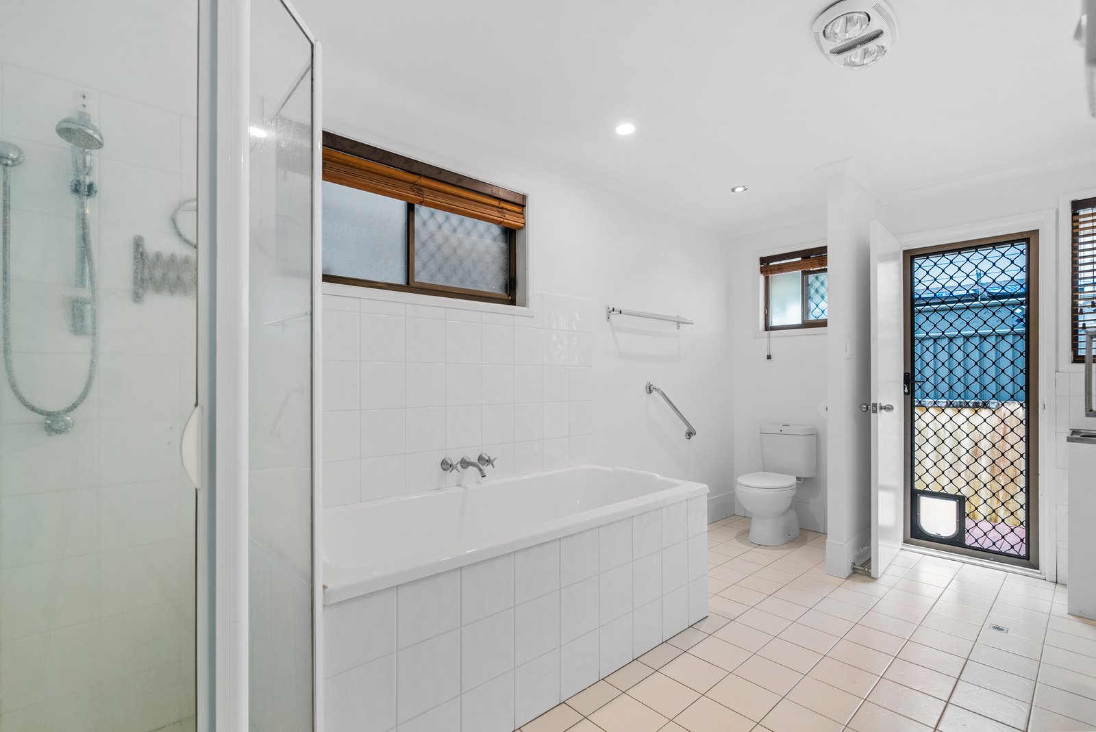 2/8 Gollan Drive TWEED HEADS WEST 4