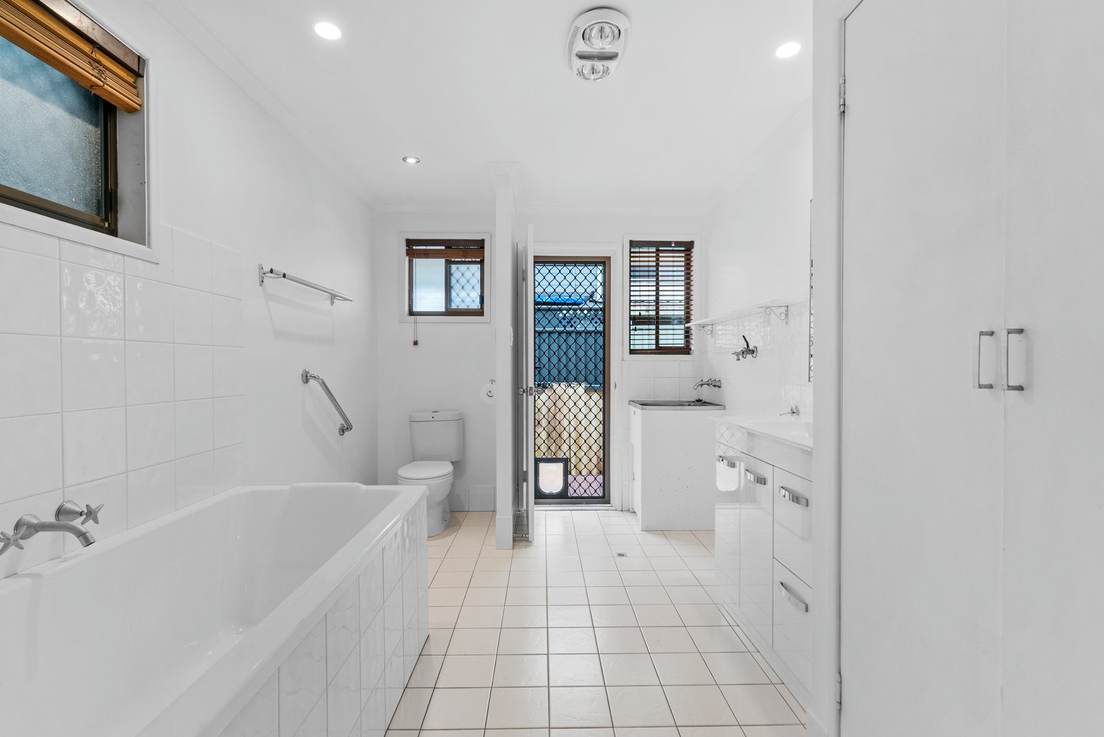 2/8 Gollan Drive TWEED HEADS WEST 5