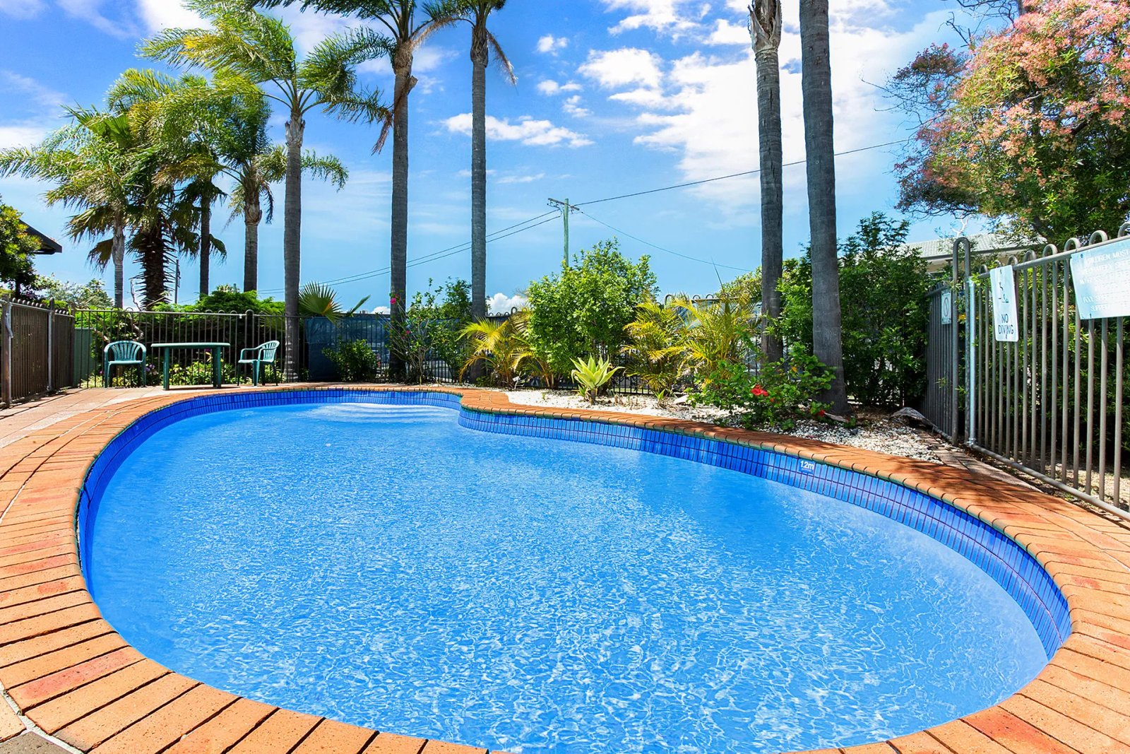 2/8 Government Road NELSON BAY 2