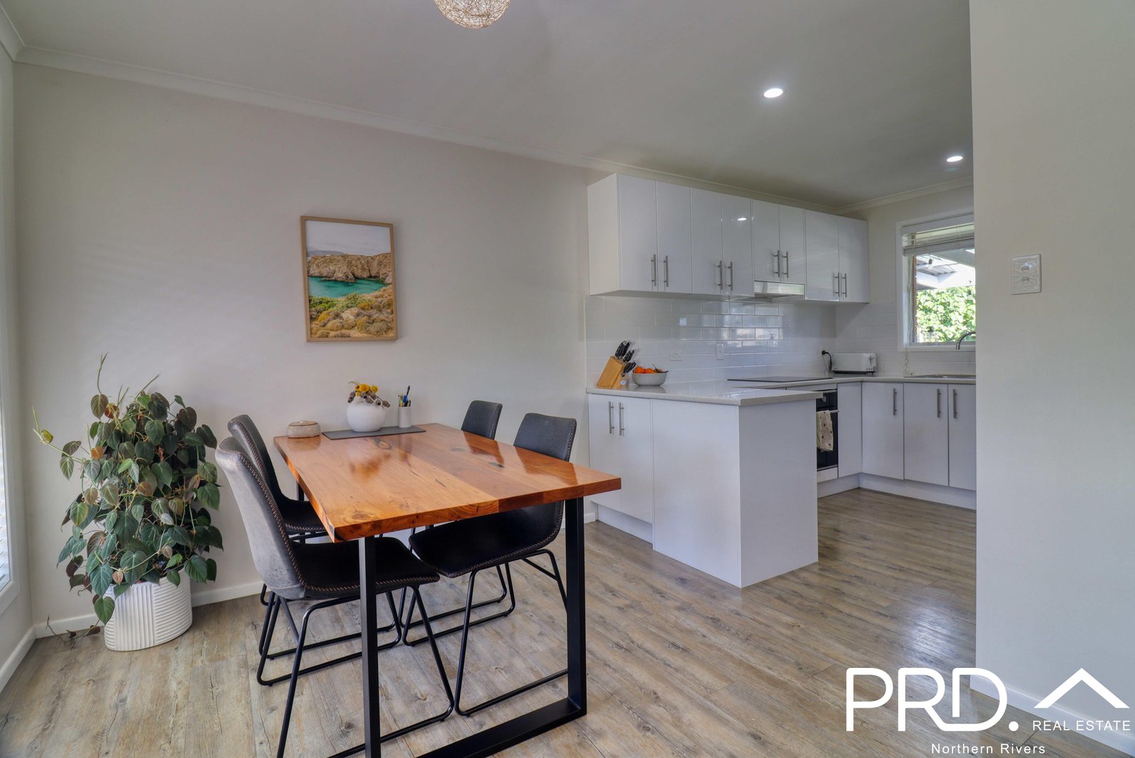 28 Graeme Avenue GOONELLABAH 3
