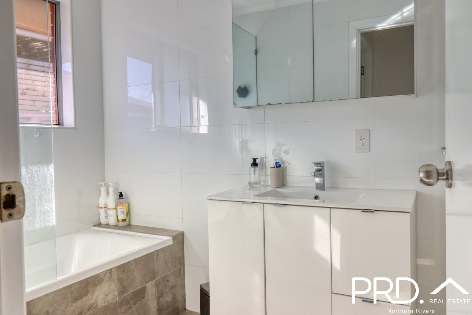 28 Graeme Avenue GOONELLABAH 10