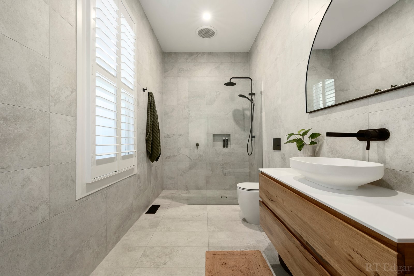 Real Estate and Property in 28 Grant Street, Brighton East, VIC