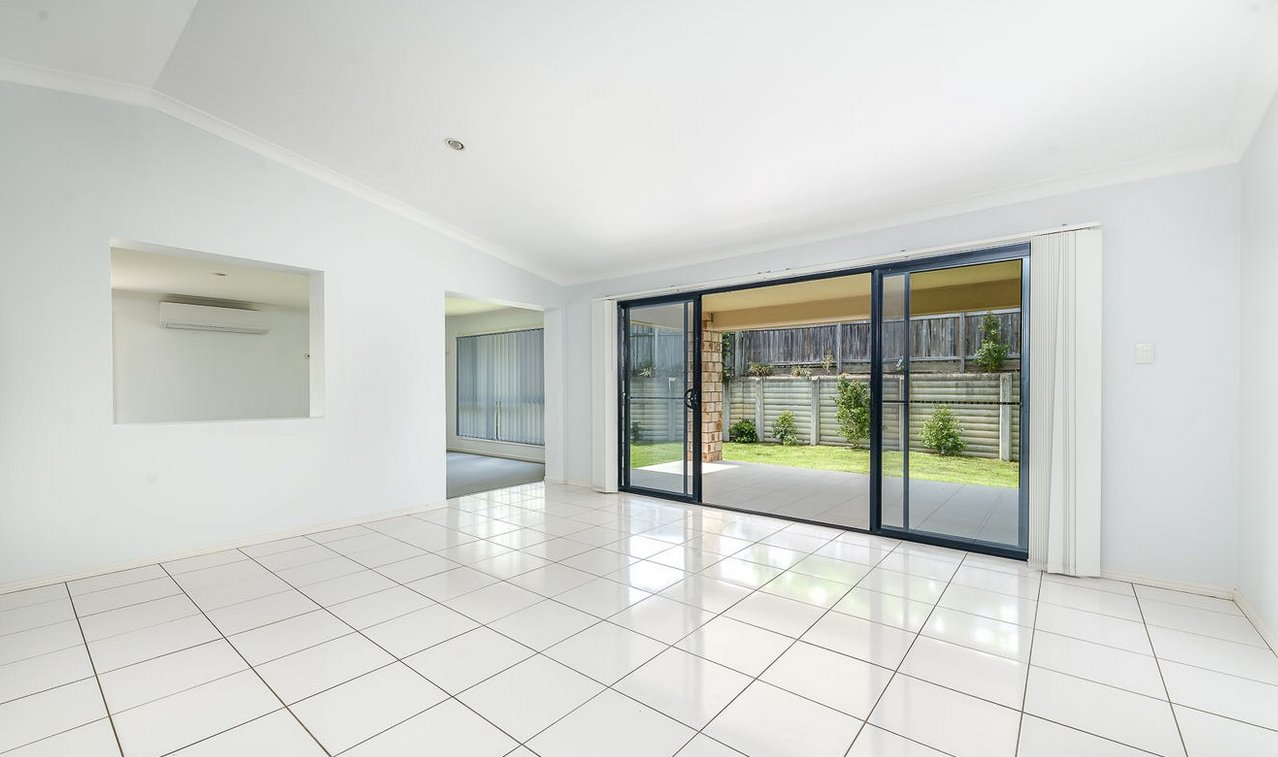 28 Gumleaf Drive MOLENDINAR 3