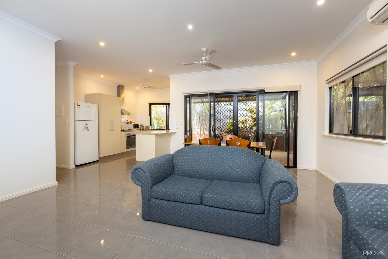 2/8 Gunian Boulevard CABLE BEACH 8