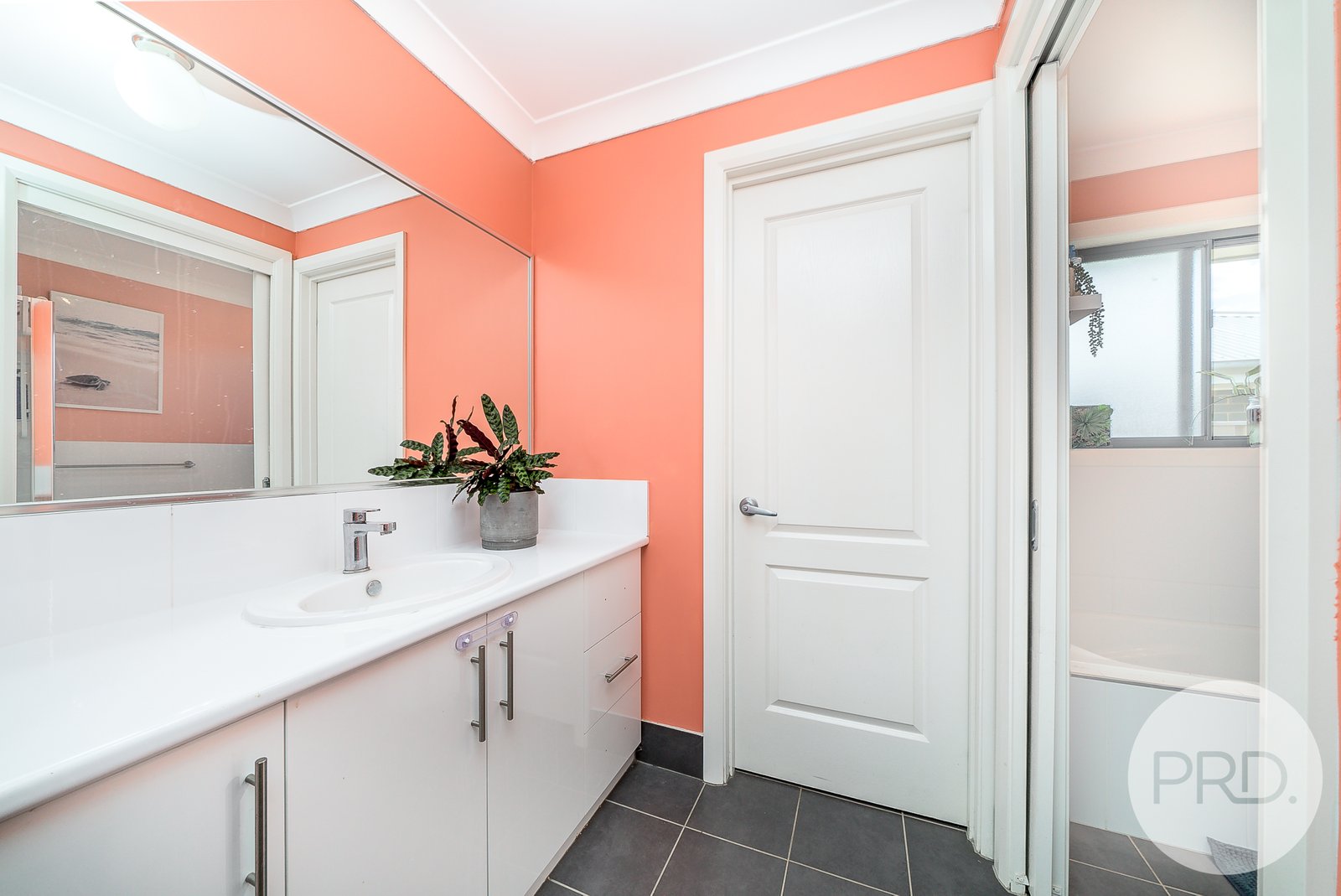 28 Guttler Street URANQUINTY 12