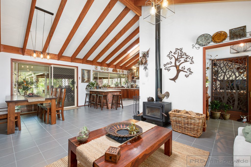 28 Gwandalin Close BRANDY HILL 4