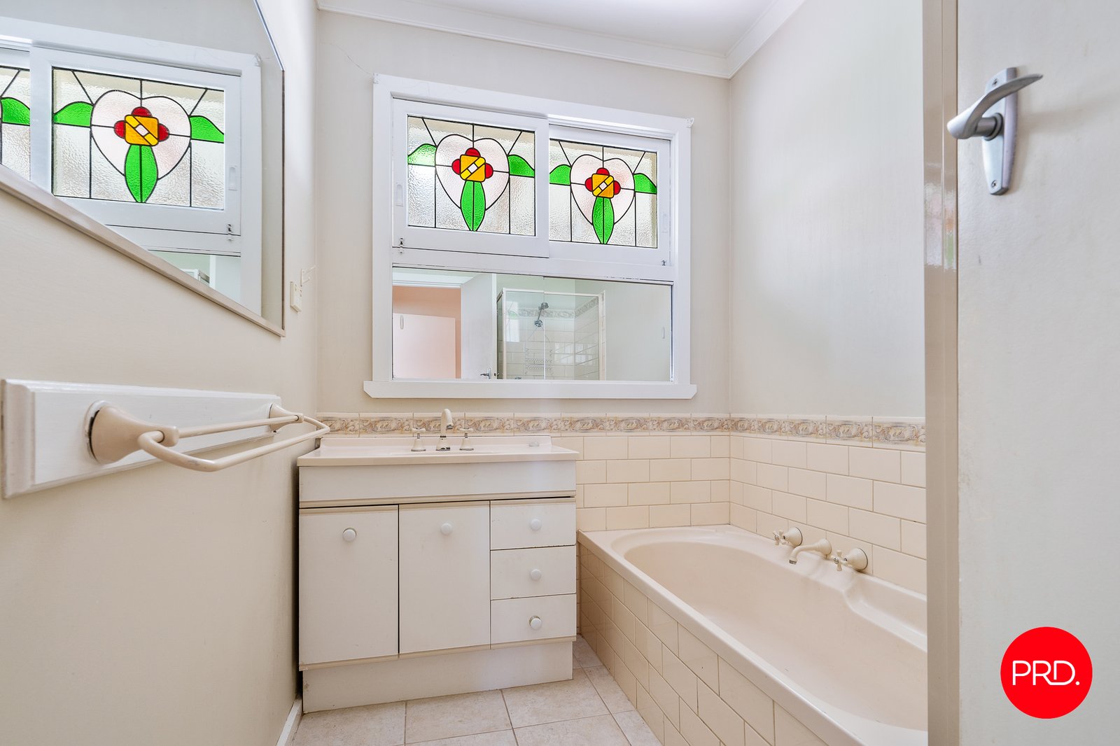 28 Hamlet Street QUARRY HILL 9