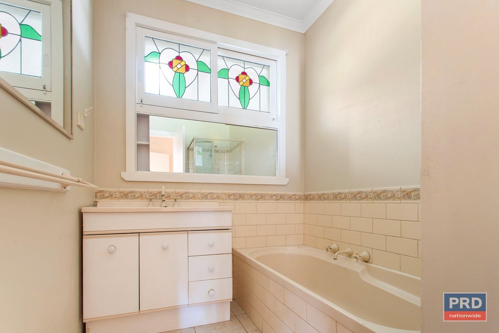 28 Hamlet Street QUARRY HILL 5