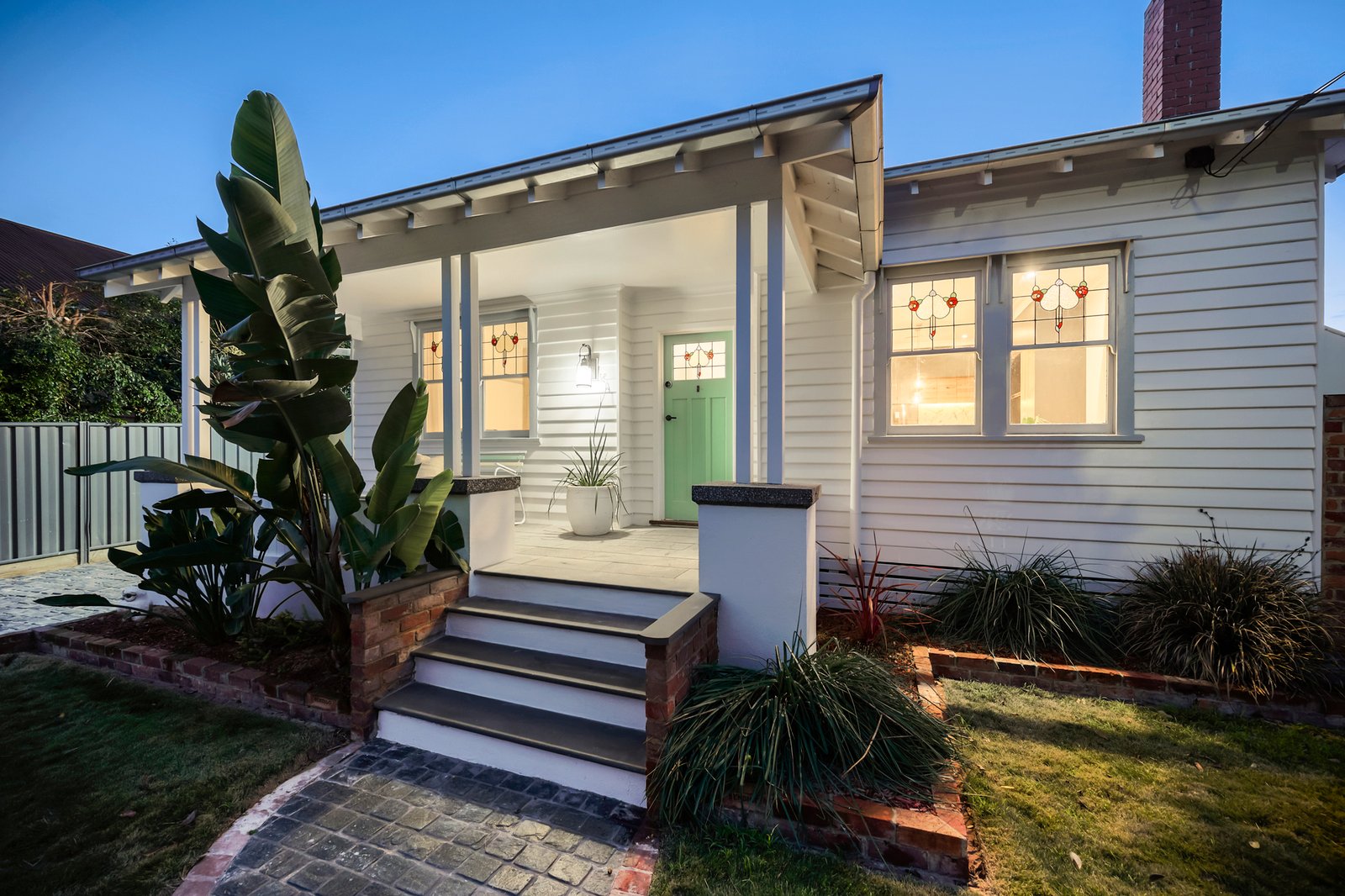 Gallery: 28 Havlin Street West