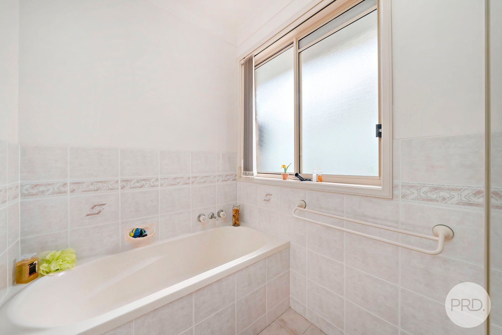 28 Hawkes Way BOAT HARBOUR 19