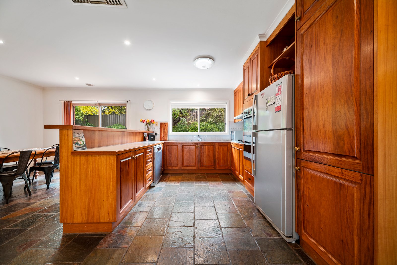 28 Herbert Avenue STRATHDALE 7