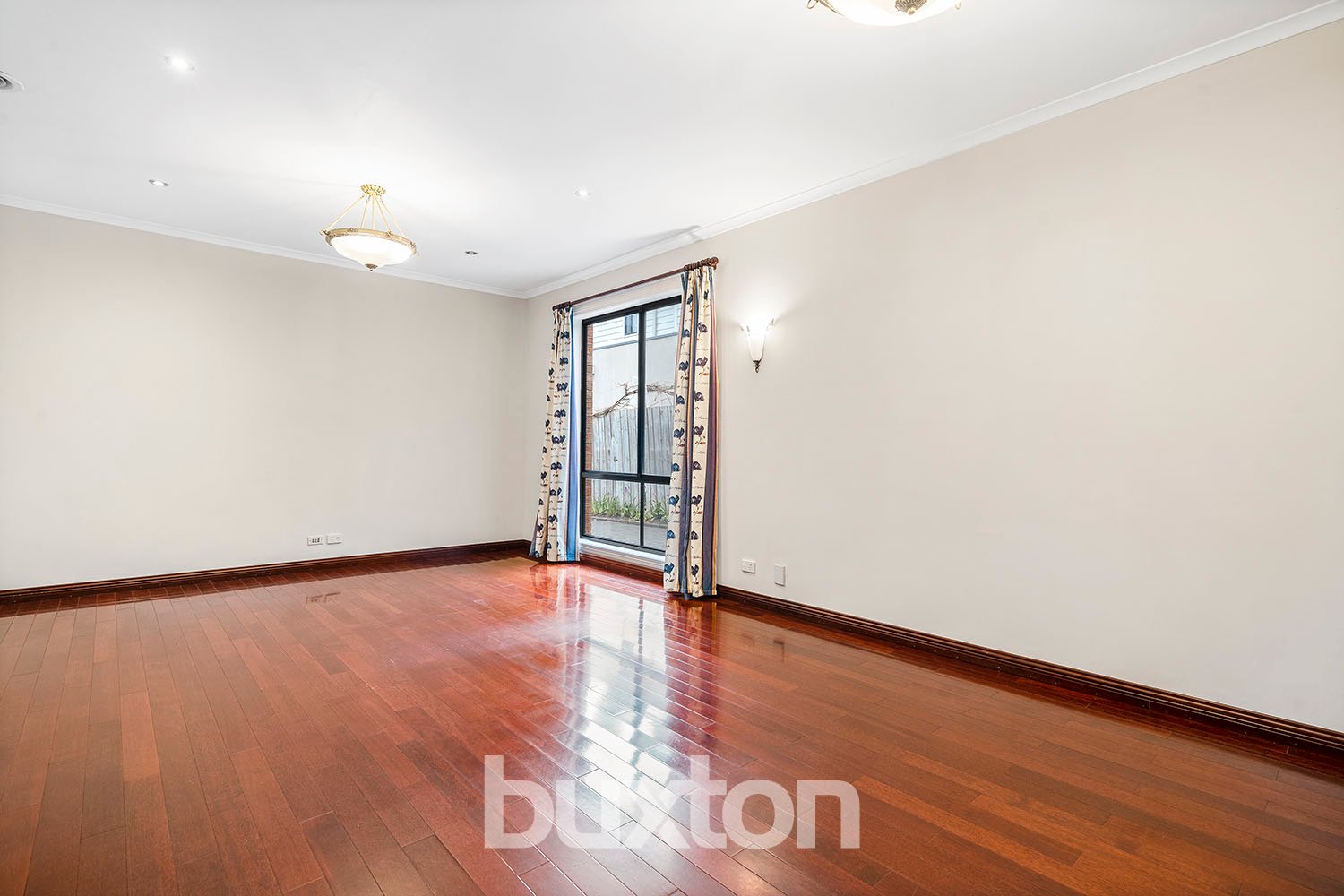 Gallery: 2/8 Herbert Street