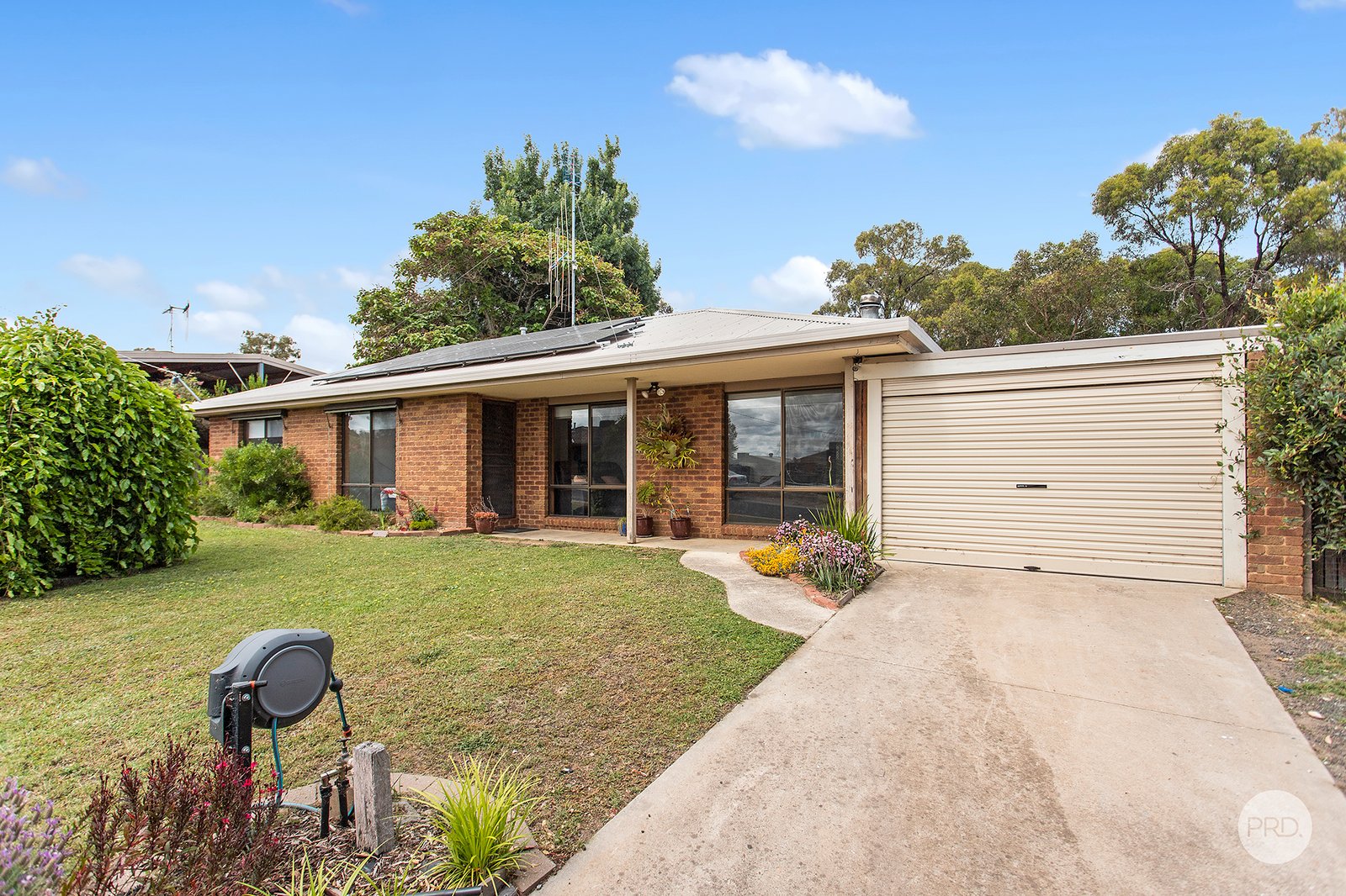 28 Howell Crescent KANGAROO FLAT 1