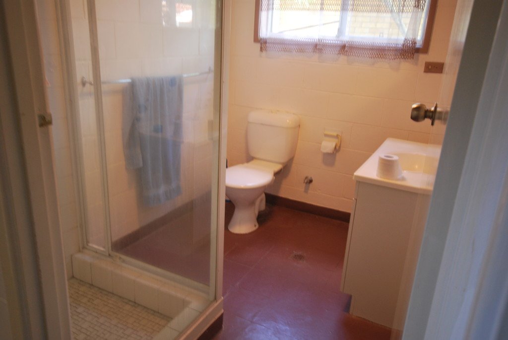 2/8 Ikkina Road BURLEIGH HEADS 8
