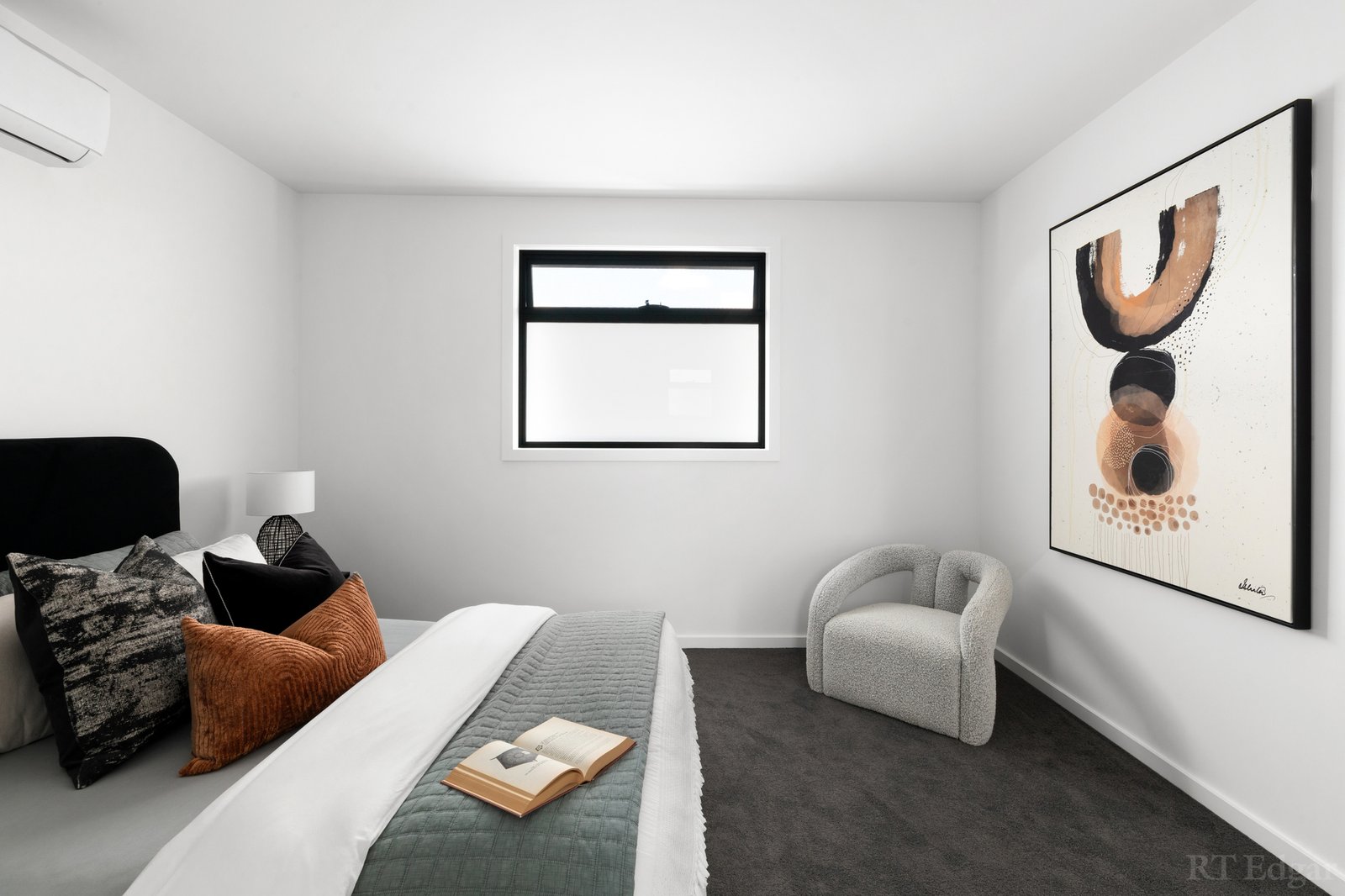 Real Estate and Property in 2/8 Inverness Street, Reservoir, VIC