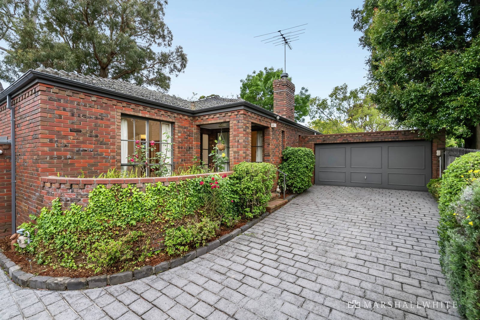 2/8 Iramoo Street, Balwyn, VIC