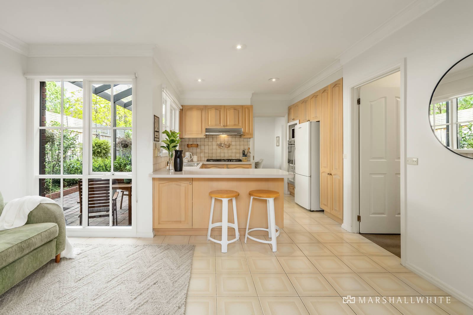 2/8 Iramoo Street, Balwyn, VIC