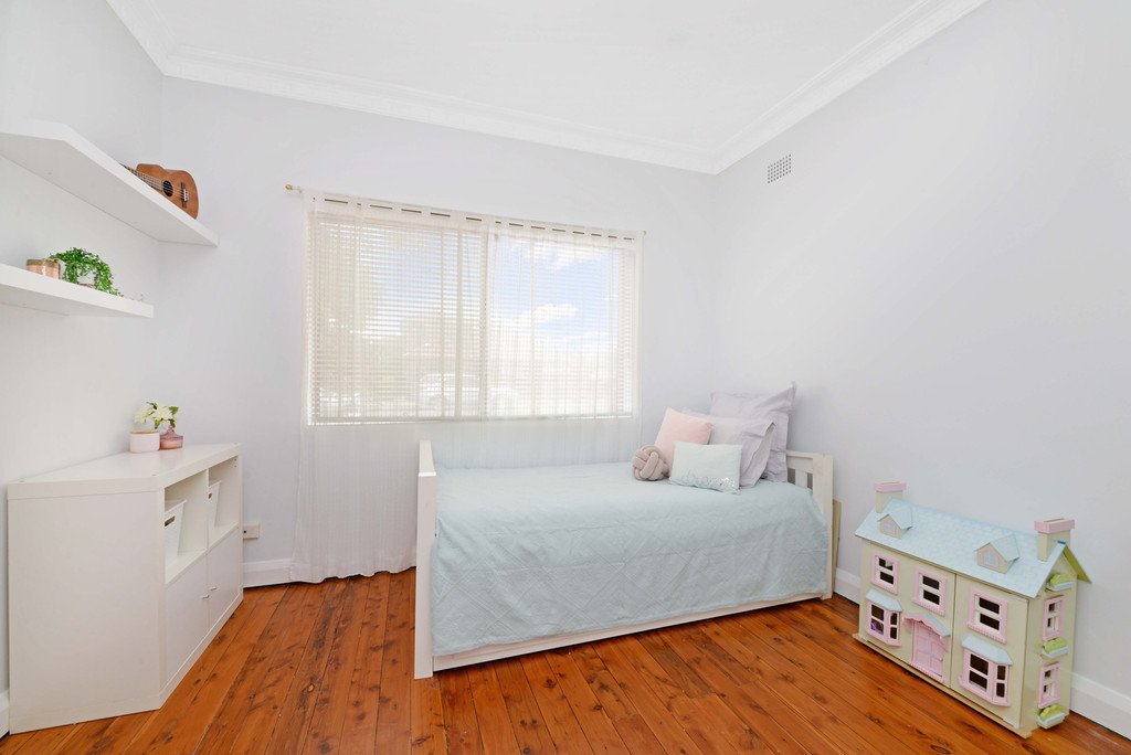 28 Isaac Smith Street DACEYVILLE 7