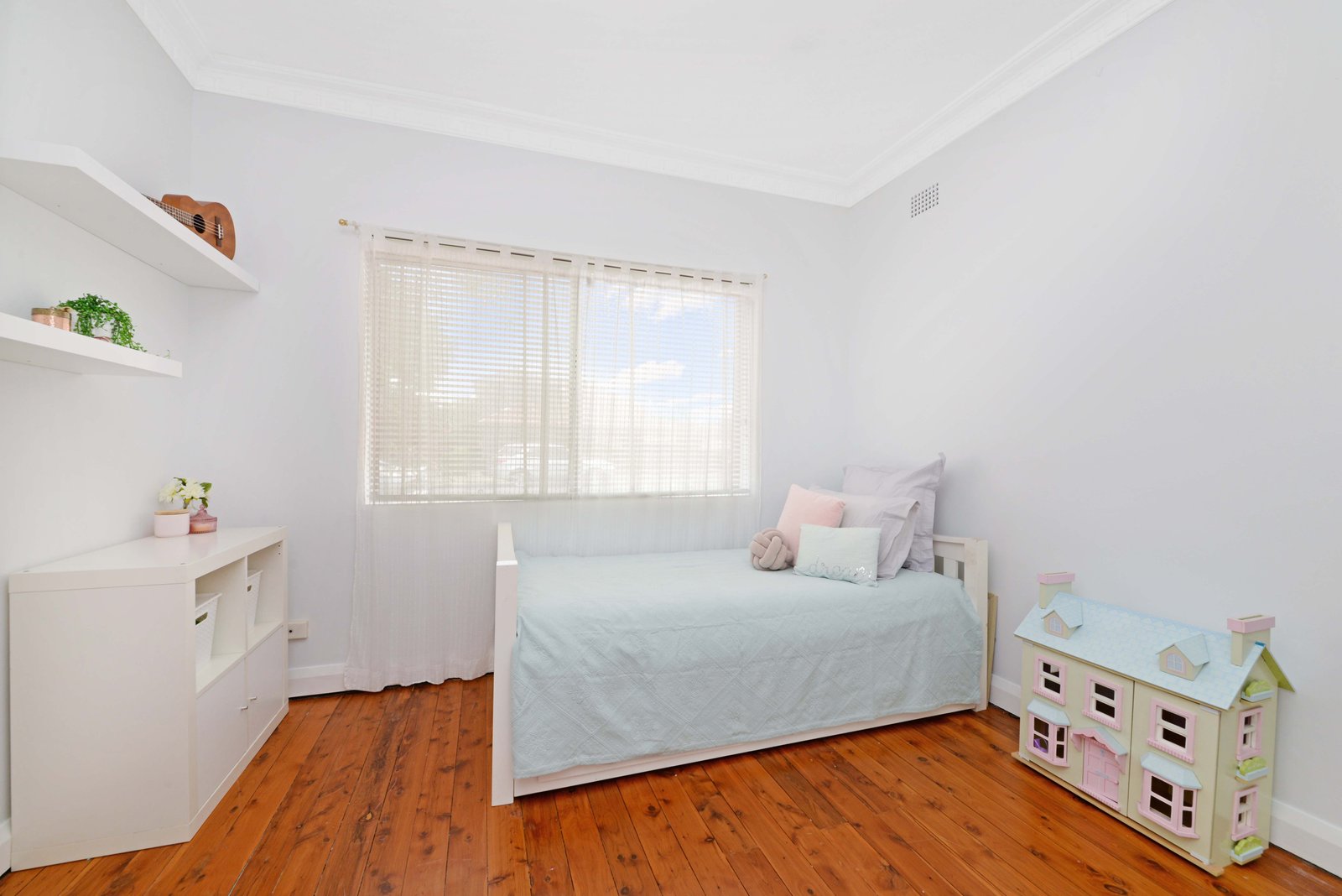 28 Isaac Smith Street DACEYVILLE 6