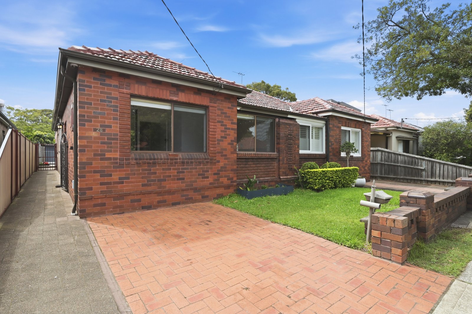 28 Isaac Smith Street DACEYVILLE 1
