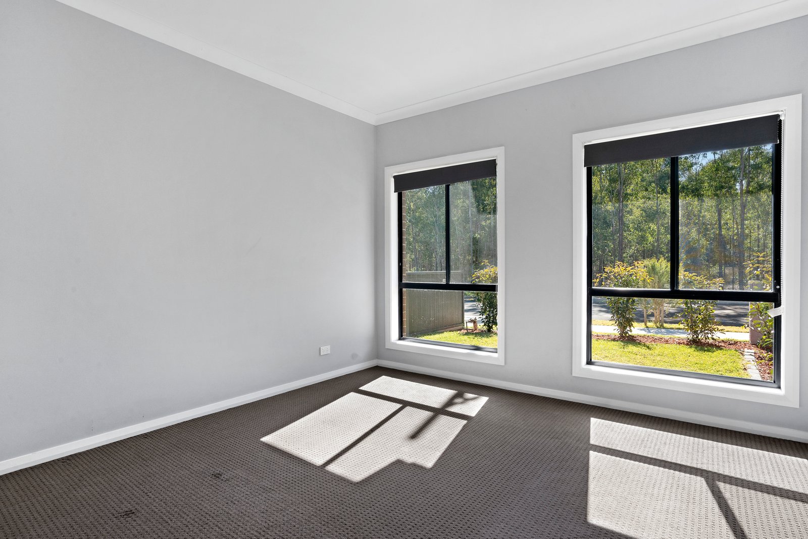 28 Izaac Cct  Jordan Springs 7