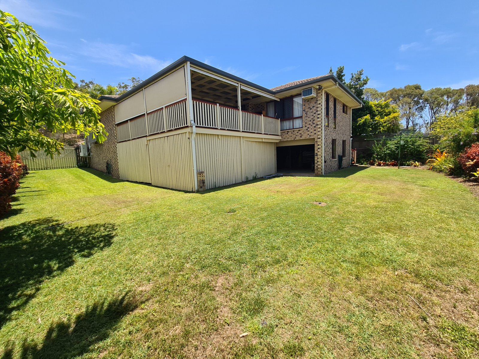 28 Jarrah Drive BOYNE ISLAND 26