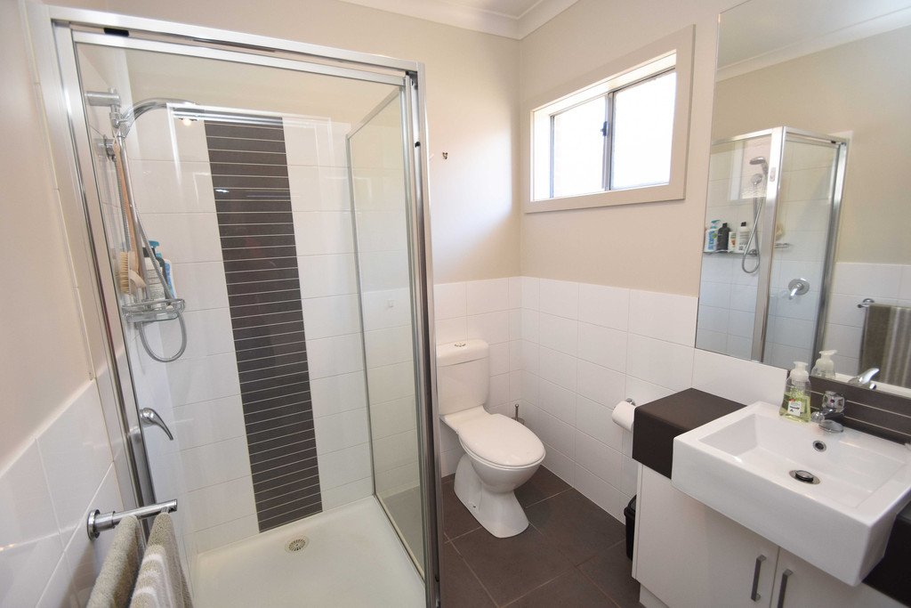 2/8 John Monash Boulevard MILDURA 7