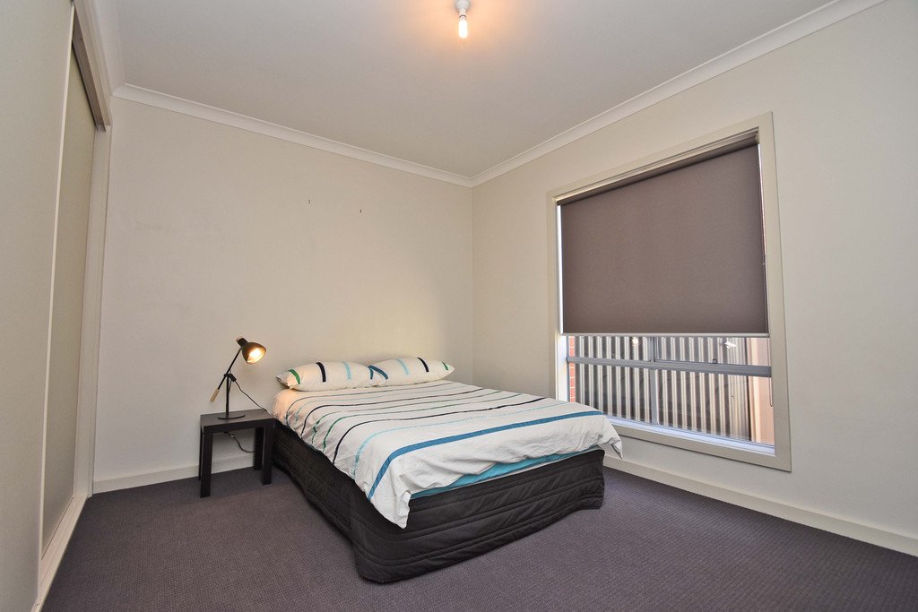 2/8 John Monash Boulevard MILDURA 8
