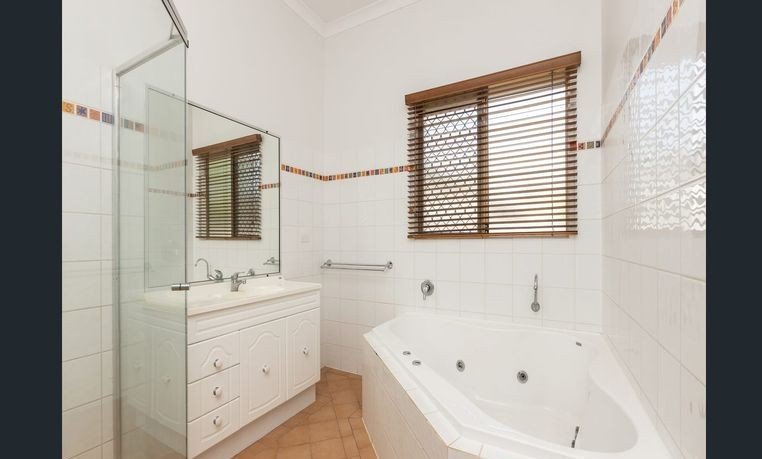 28 Kapang Drive CABLE BEACH 5
