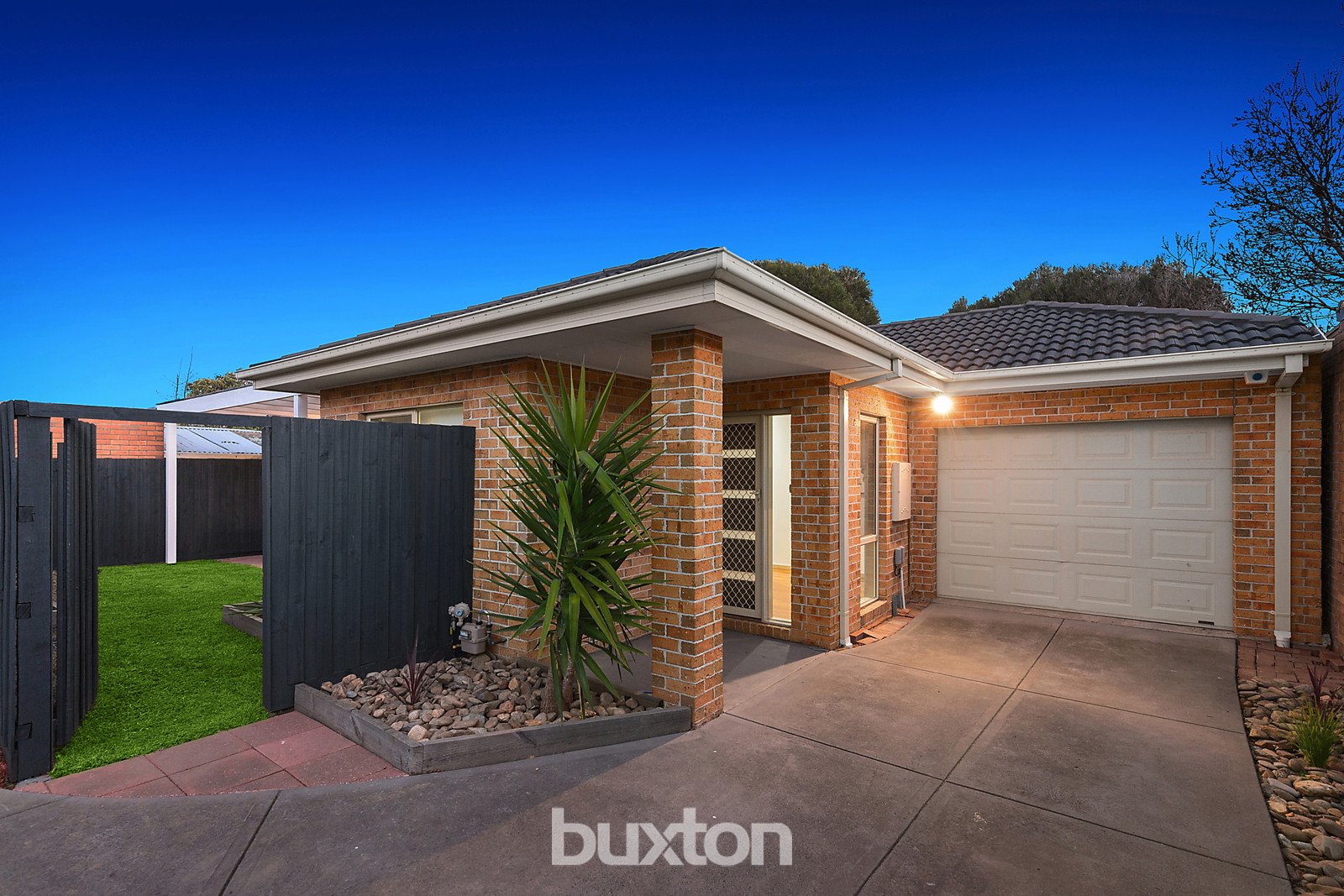 Gallery: 2/8 Keol Street