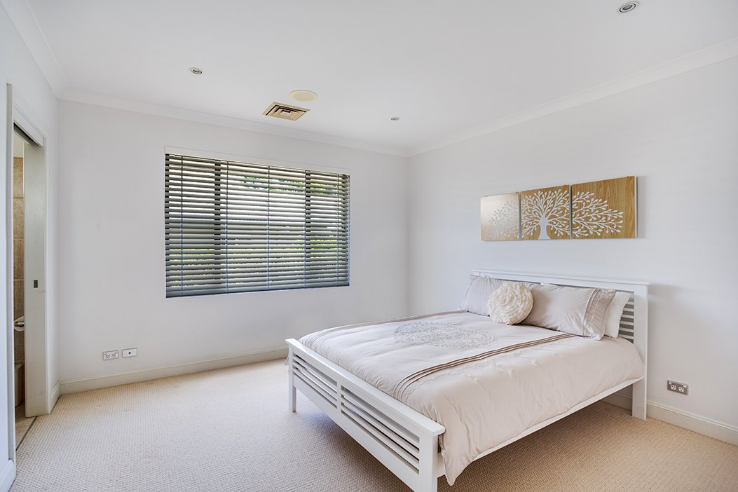 28 Kestrel Avenue SALAMANDER BAY 16