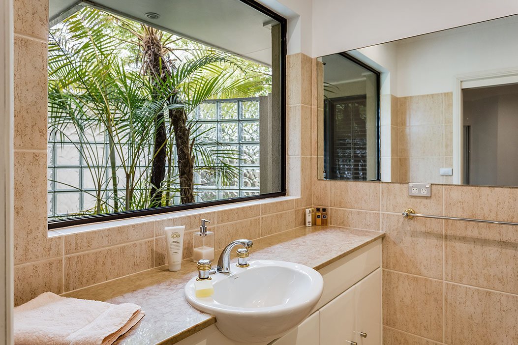 28 Kestrel Avenue SALAMANDER BAY 20