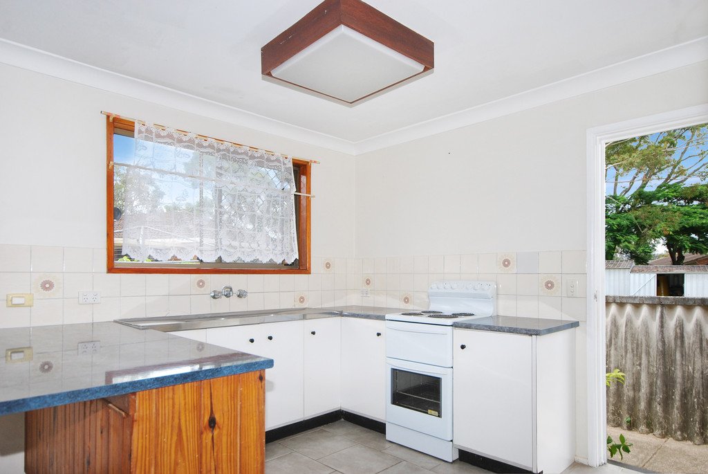 2/8 Kilda Crescent TWEED HEADS WEST 2