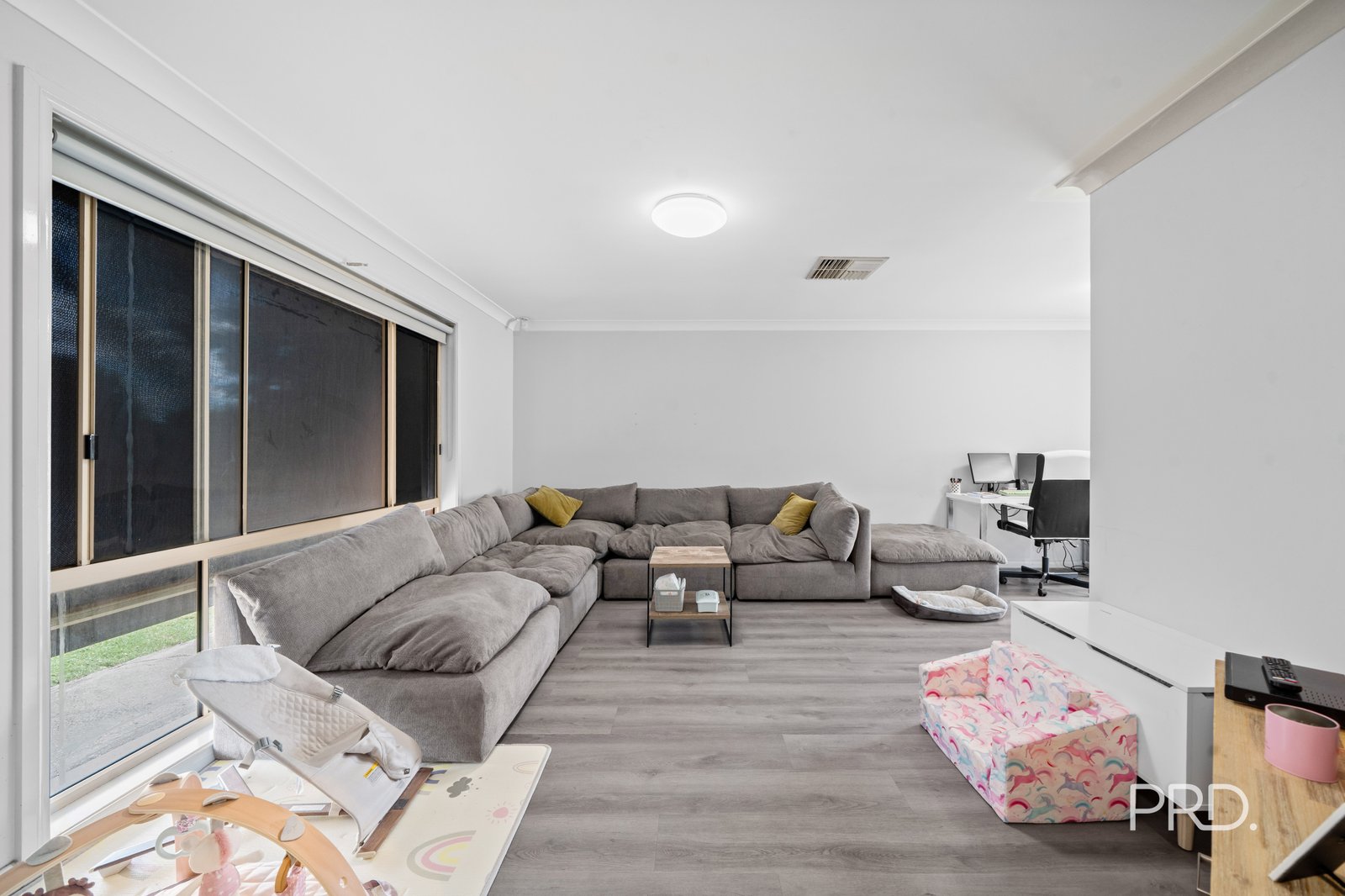 28 Kimba Drive GLENFIELD PARK 2