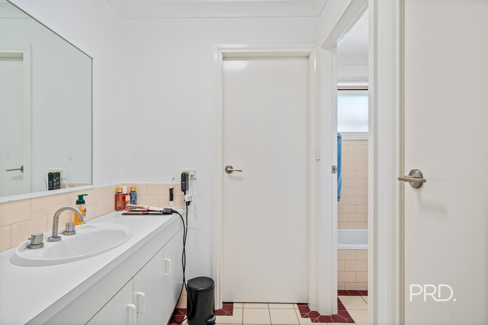 28 Kimba Drive GLENFIELD PARK 10