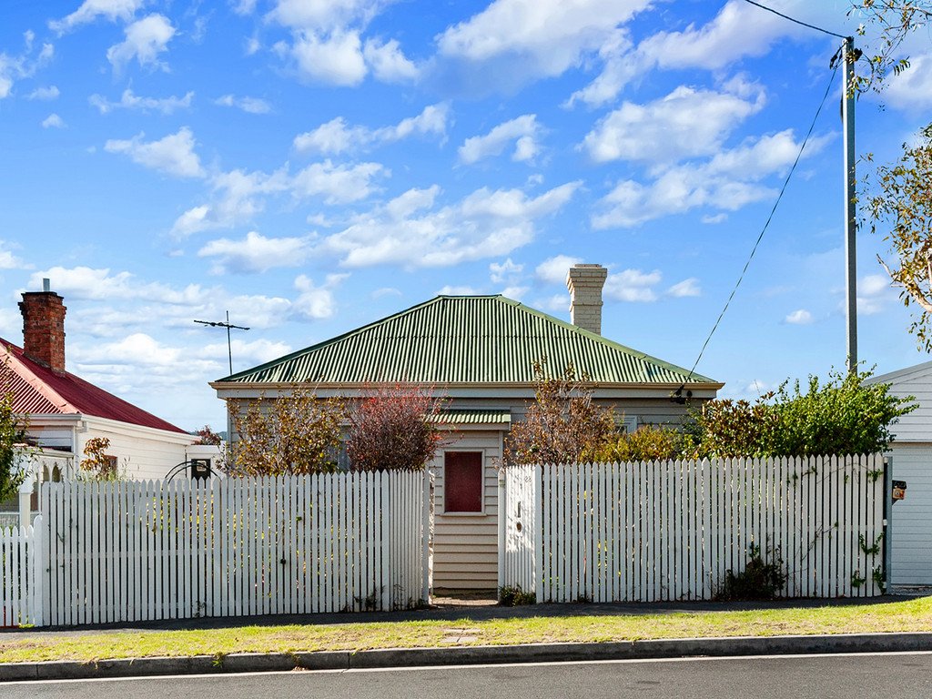 28 King Street BELLERIVE 1