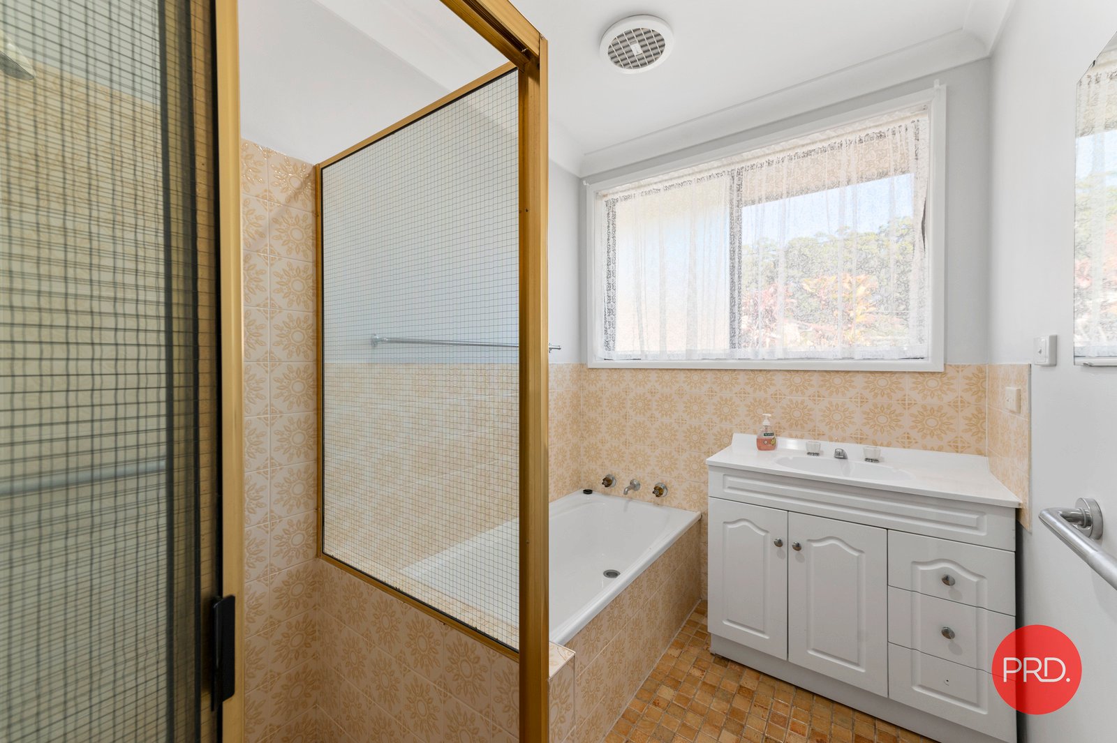 2/8 Kotuku Street COFFS HARBOUR 7