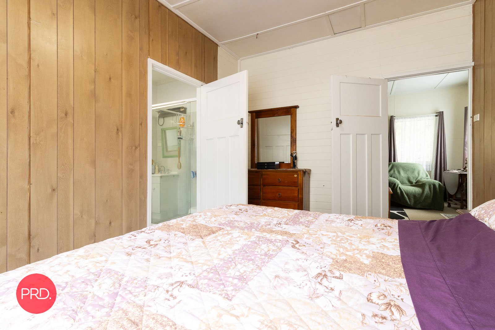 28 Kurrajong Street CAPTAINS FLAT 9