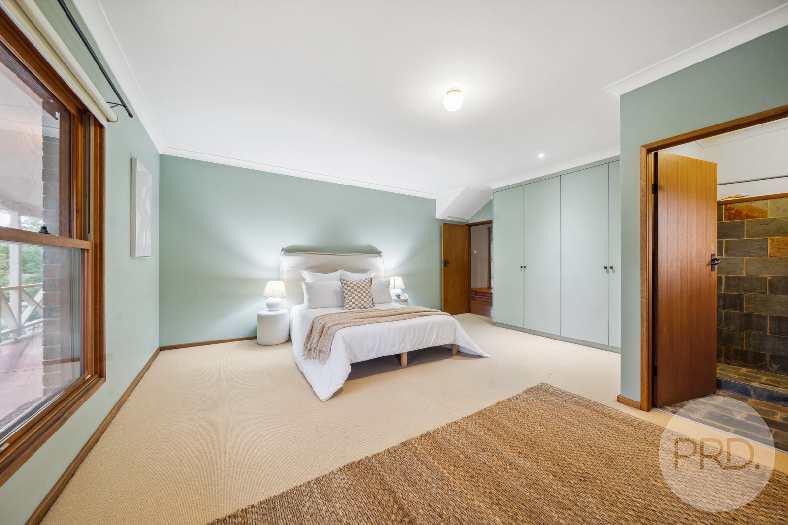 28 Lakehaven Drive LAKE ALBERT 18
