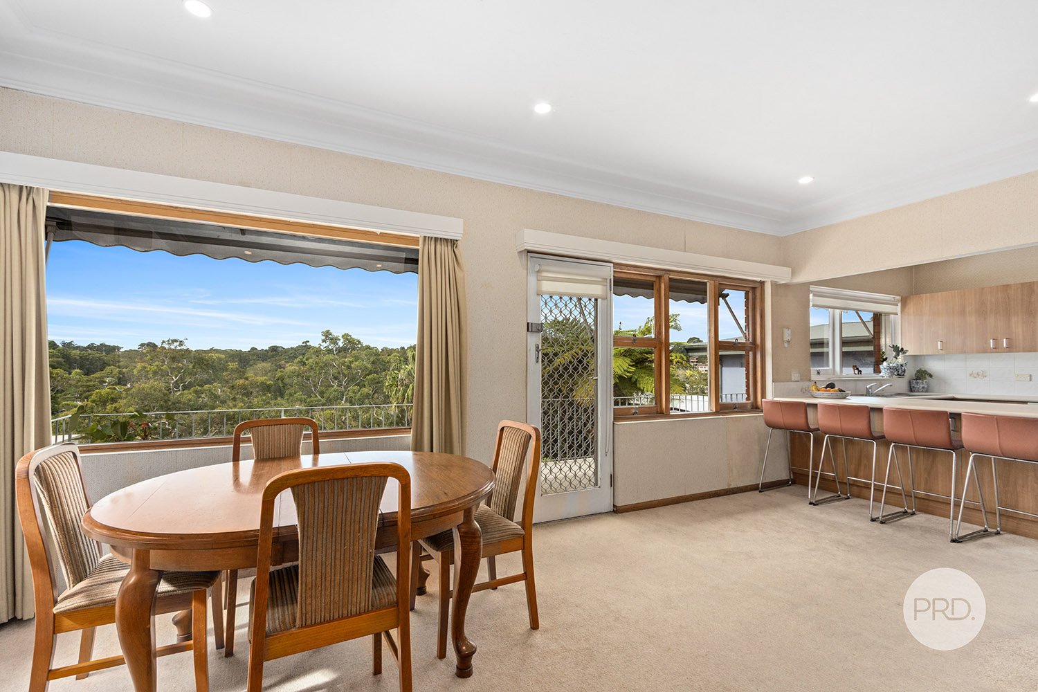 28 Lansdowne Parade OATLEY 4