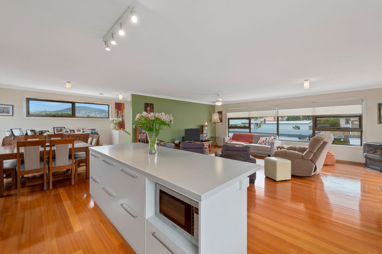 2/8 Lennox Avenue LUTANA 5