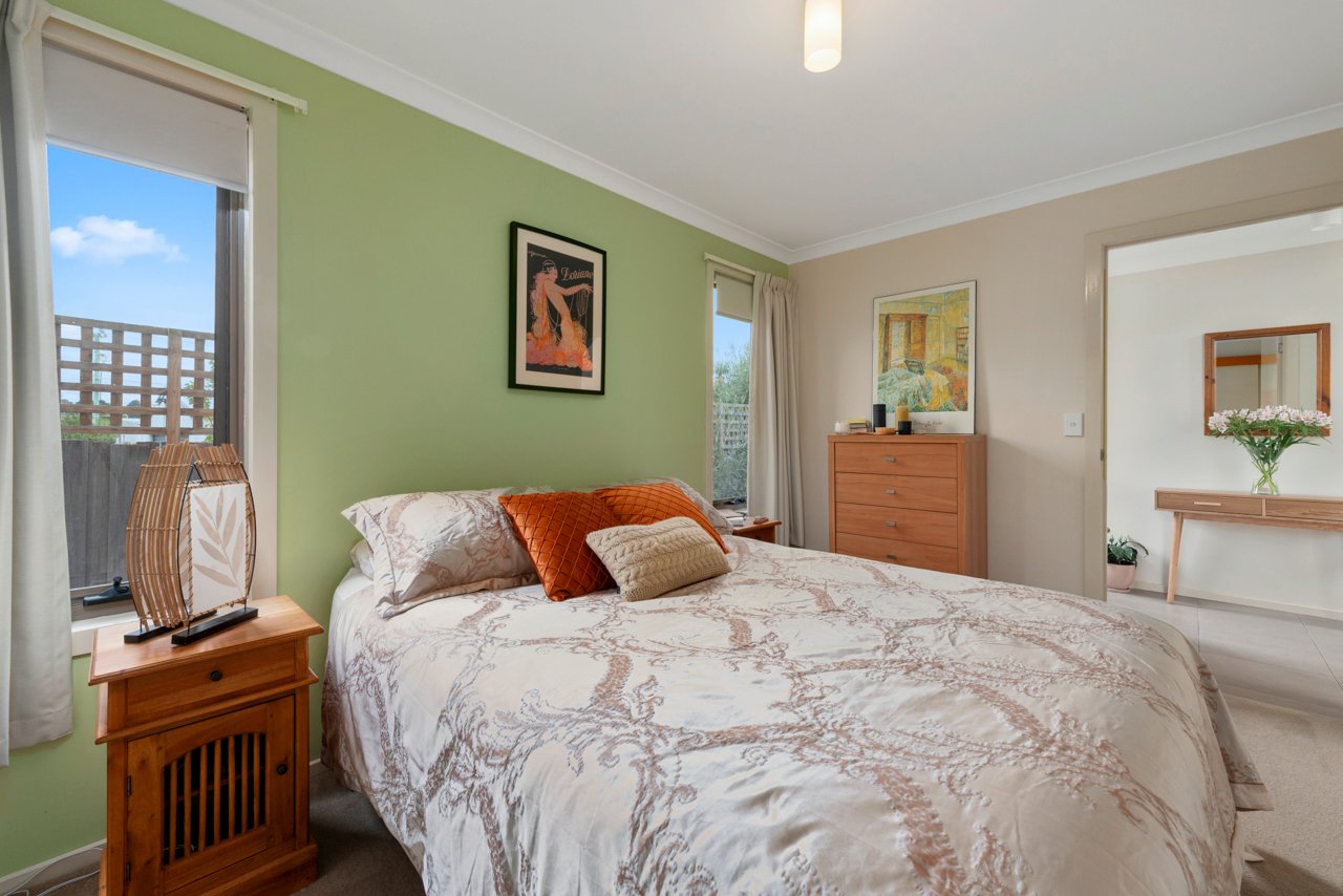2/8 Lennox Avenue LUTANA 6