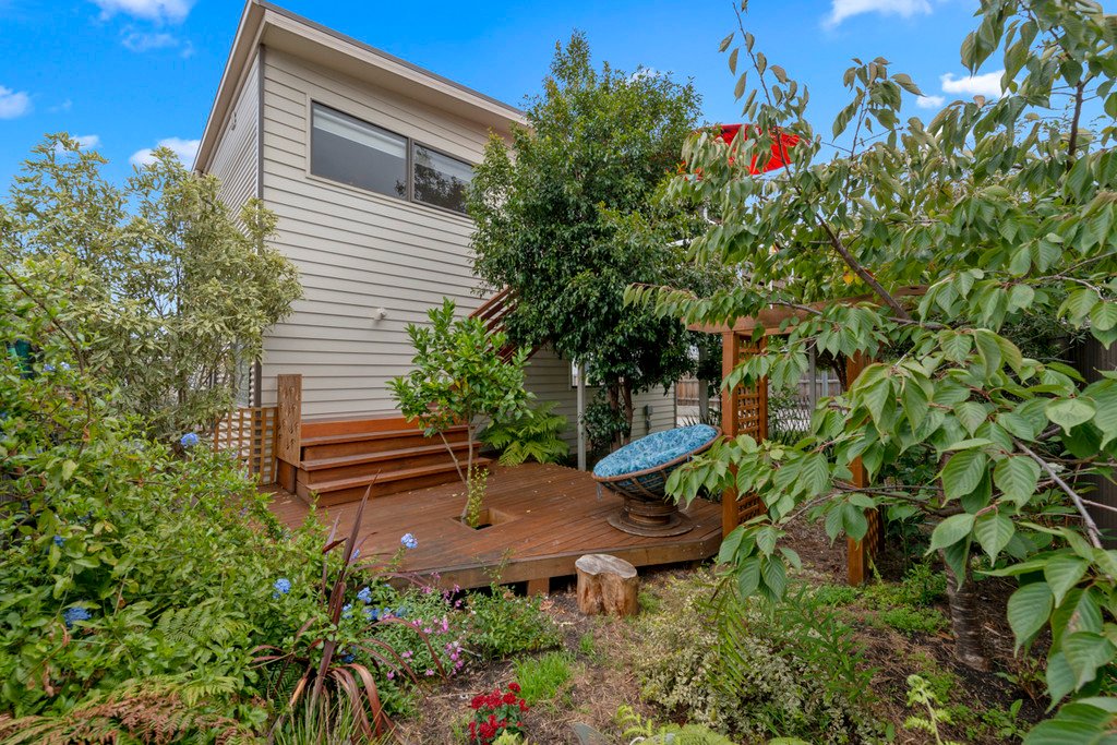2/8 Lennox Avenue LUTANA 11