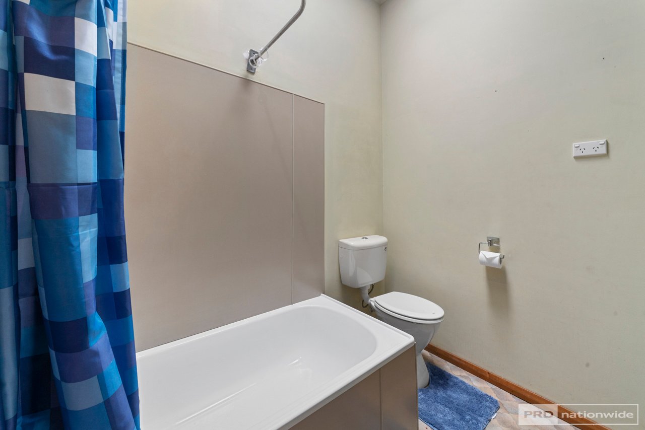 28 Lewis Avenue SEVEN MILE BEACH 19